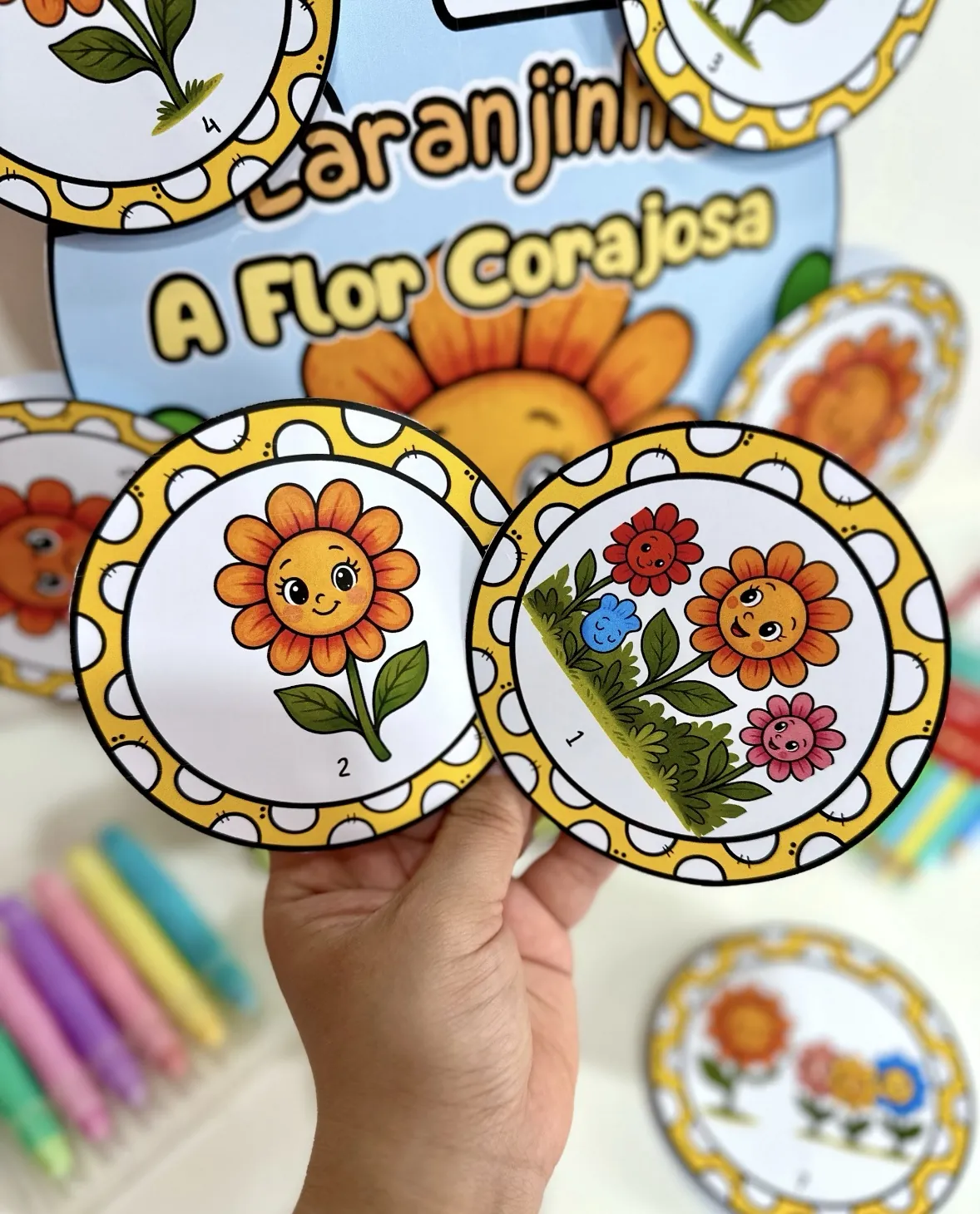 História na Luva “ Laranjinha, a flor corajosa” Maio Laranja - Imagem 3